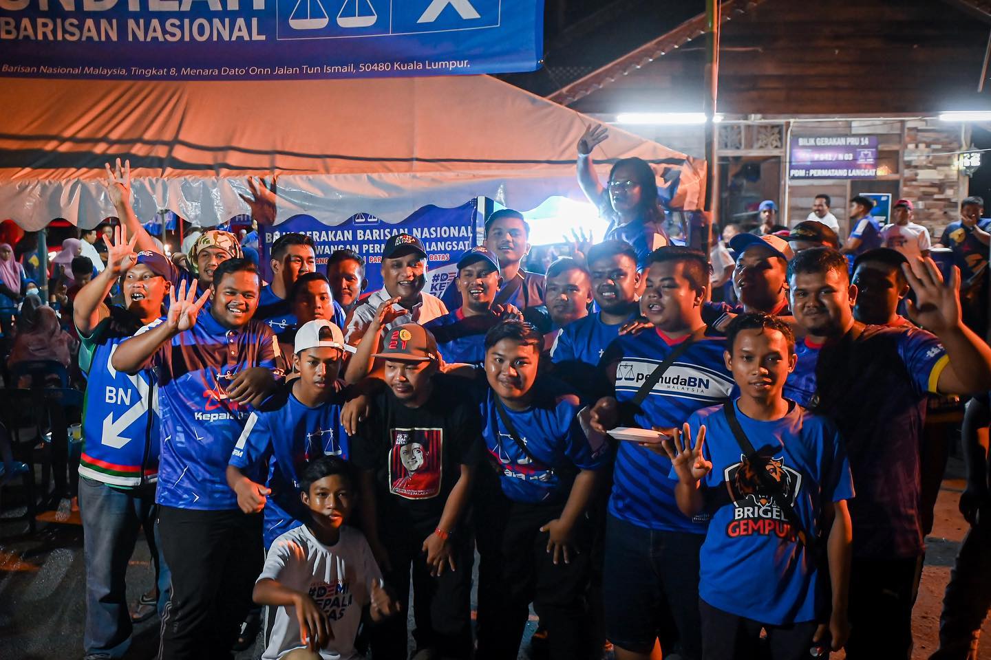 Permatang Langsat Berkobar-kobar pertahan Panji Barisan Nasional Kepala Batas