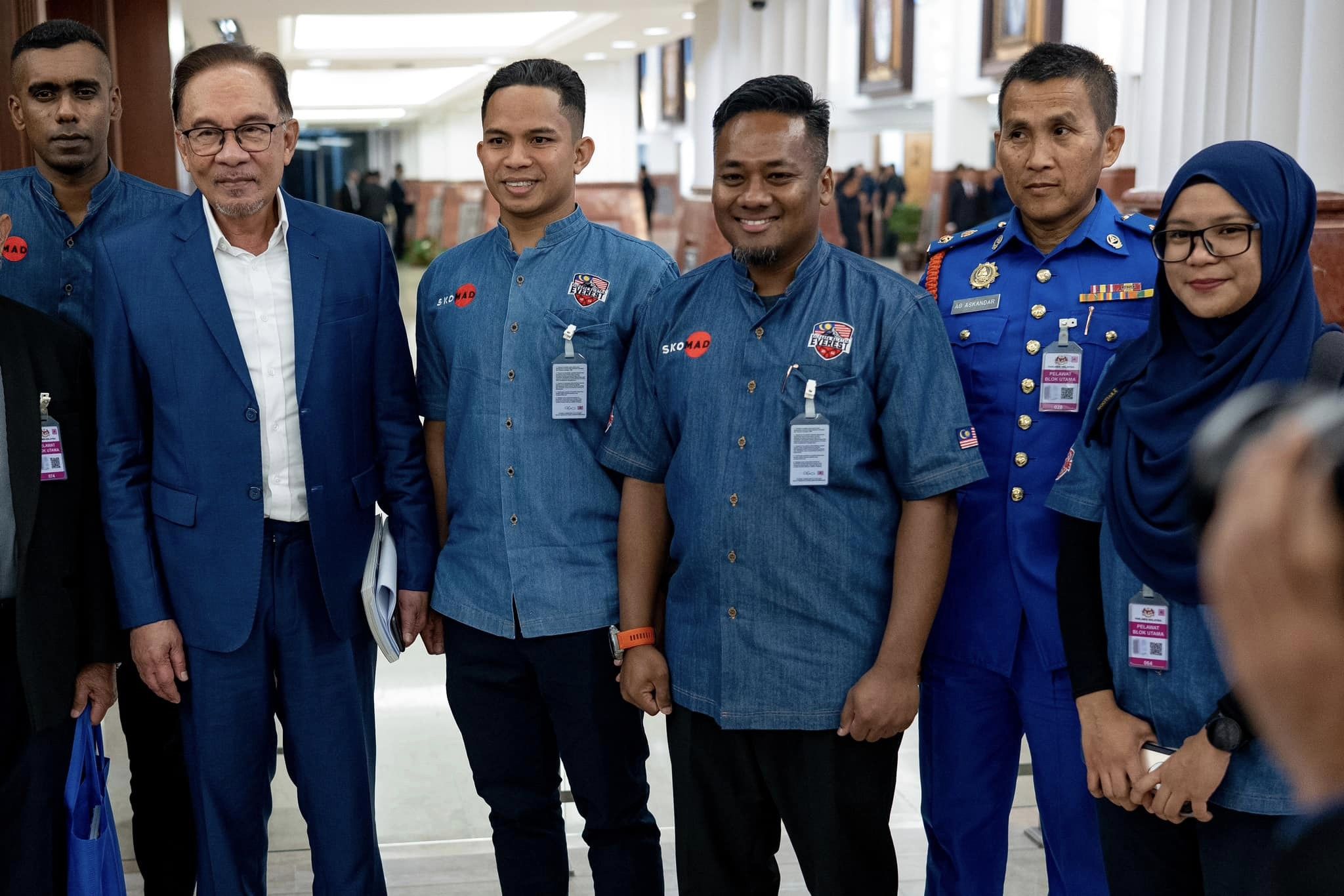Perdana Menteri zahir rasa sedih pemergian Awang Askandar