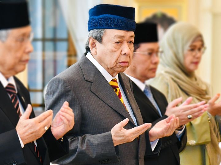 Sultan Selangor Ingatkan Orang Bukan Islam Agar Tidak Campuri Hal Berkaitan Agama Islam