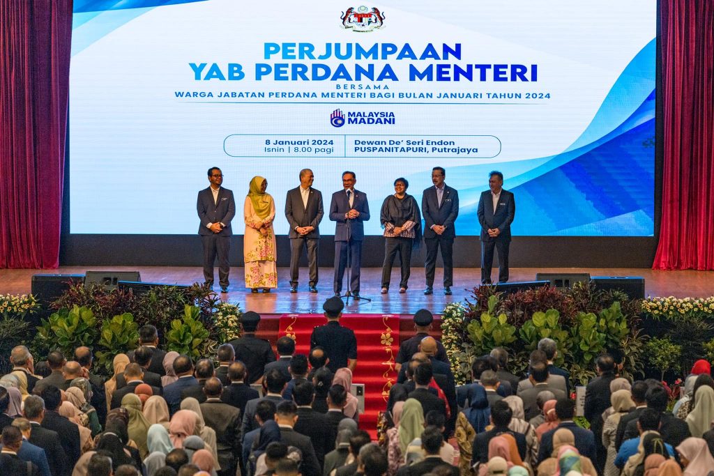 PM Anwar Akan Terus Guna Petikan Ayat Al-Quran Dalam Ucapan