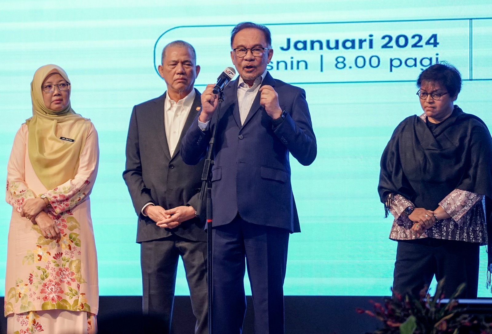 PM Anwar Arah KSU, Ketua Jabatan Kemukakan Laporan Bulanan Kemajuan Projek Kerajaan