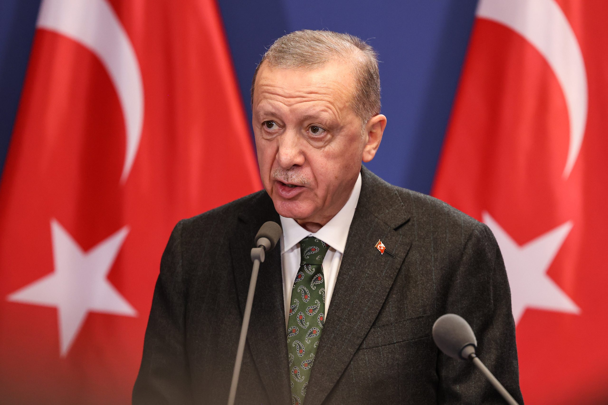 https://www.astroawani.com/berita-dunia/netanyahu-setuju-sekat-akses-penduduk-palestin-ke-alaqsa-sepanjang-ramadan-laporan-458831