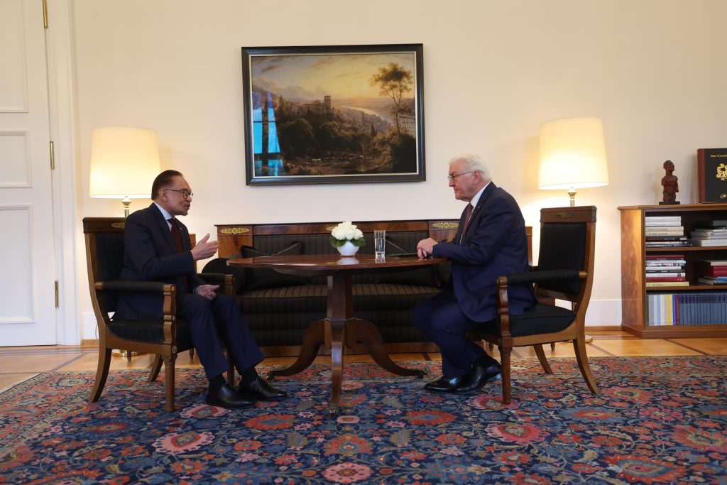 Lawat Siemens Energy, Jumpa Presiden Steinmeier, Antara Aktiviti Awal PM Anwar Di Berlin